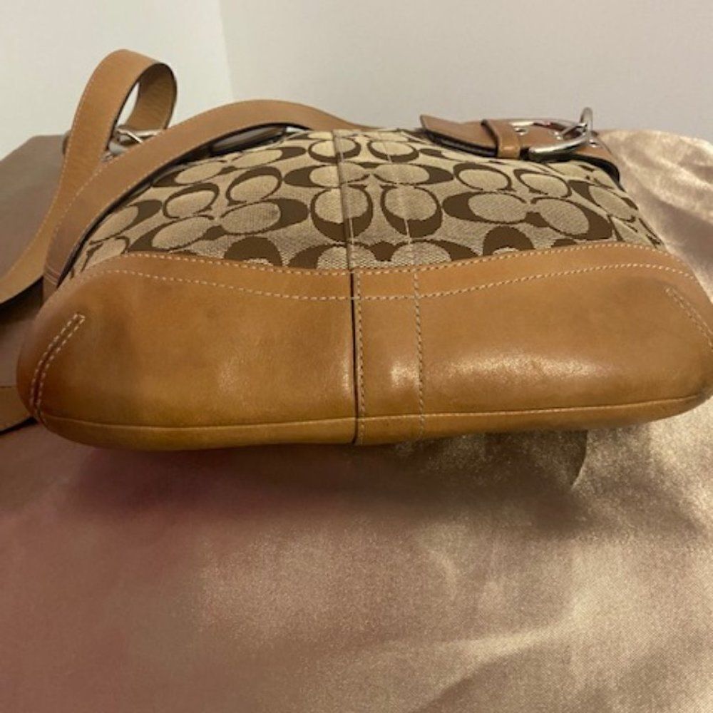 Coach Signature Jacquard Canvas and Leather Soho Duffle Bag M05W-3574 - Picture 3 of 7